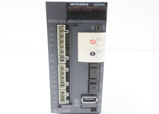 Movimentação industrial servo 0-360hz 2.8a 323v-ac do amplificador MR-J3-100B4 1kw de Mitsubishi do ESTOQUE NOVO