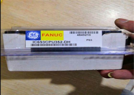 Memória configurável do usuário dos bytes de IC693CPU352 GE Fanuc 240K, 4K I/O, 8 cremalheiras, MATEMÁTICA da VÍRGULA FLUTUANTE do hardware