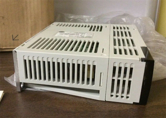 Amplificador NOVO servo da movimentação MR-J2S-10A 170V da C.A. do CNC de Mitsubishi 100W no estoque