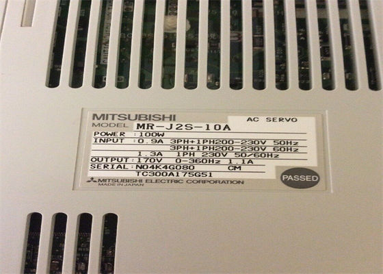 Amplificador NOVO servo da movimentação MR-J2S-10A 170V da C.A. do CNC de Mitsubishi 100W no estoque