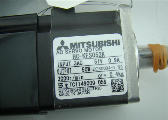 Servo motor industrial 51V 0.9A da C.A. de Mitsubishi 50W HC-KFS053K NOVO no estoque