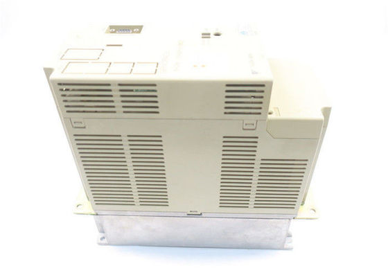 O servo 1.5KW industrial de SGDB-15ADP-PY8 Yaskawa conduz o amplificador servo 200-230V