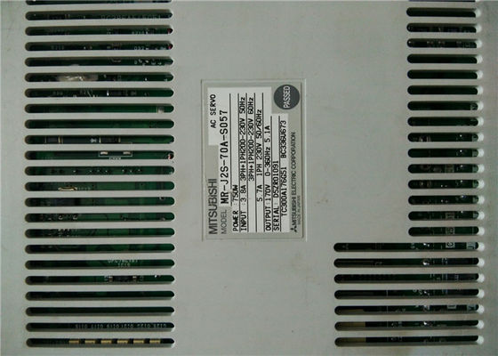 Amplificador do motorista MR-J2S-70A-S057 do servo motor da C.A. de Mitsubishi Electric 750W 3Phase novo