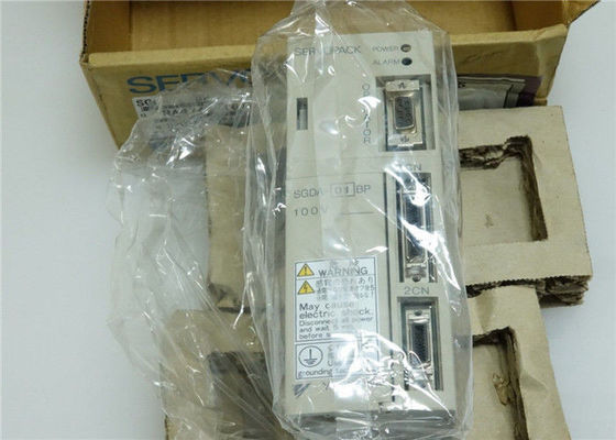 Yasakawa SGDA-01VP   A movimentação 100W 0.13HP do servo motor da C.A. avaliou a capacidade