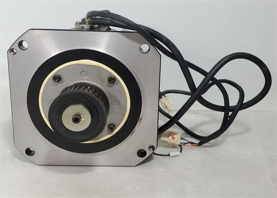 AMPÈRES 2000 DE W 4,0 RPM DO SERVO MOTOR 550 DA C.A. DE YASKAWA SGMDH-06A2A-YR13