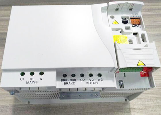 Movimentação 3AUA0000058195 22kW 30HP IP20 da maquinaria ACS355-03E-44A0-4