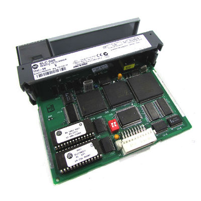 Módulo de entrada do AB 1747-SN Digitas com cabo RIO Network de Belden 9463