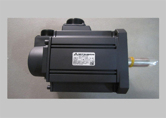 Motor industrial 1kw na C.A. HC-RFS103/HC-RFS153 do servo motor de Mitsubishi do ESTOQUE