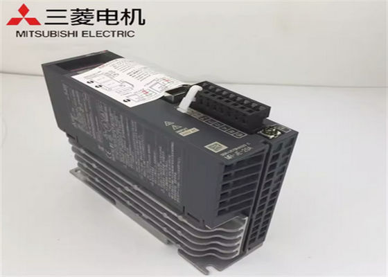 O servo industrial da C.A. de MR-JE-70B conduz o amplificador servo de Mitsubishi