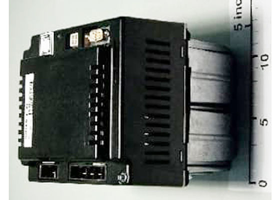 A robótica do retificador E3HAC14549-3 poupa os únicos controladores IRC5