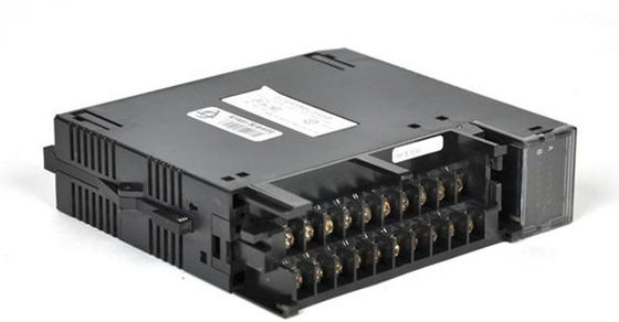 Sistema de 16 bits de GE IC693CPU311 que pertence às 90-30 séries de PLCs 10 megahertz e uma memória do registro de 1 quilobyte