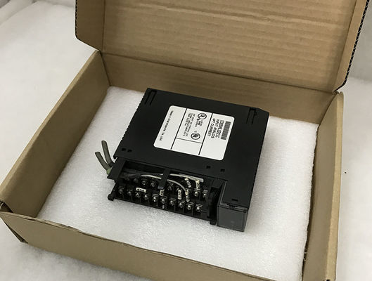 Linha central de GE IC693APU302 2 que posiciona o módulo (APM) 24 conectores do I/O do pino 3 pés 1 medidor