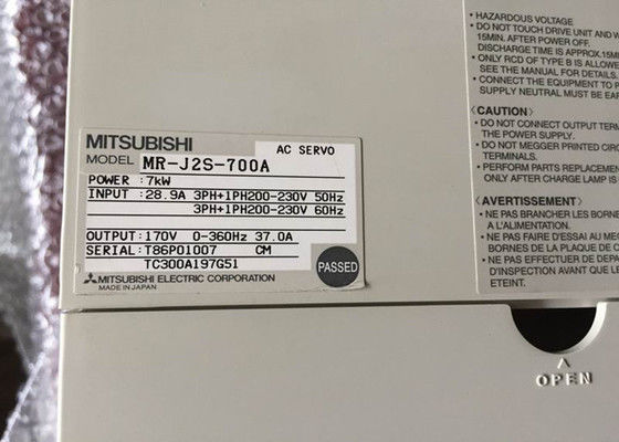Movimentação industrial 7KW 170V 0-360Hz 37.0A do amplificador servo da C.A. de MR-J2S-700B-EG Mitsubishi