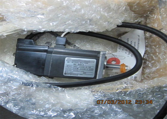 Servo motor HC-PQ13 da inércia 100W de Mitsubishi Melservo Ultra-baixo novo no estoque