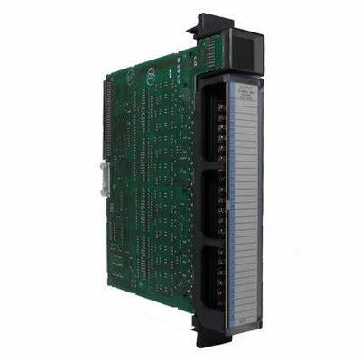 GE IC697MDL753 é uma C.C. de 5/48 de volt, módulo de saída de uma lógica negativa 32-Point de 0,5 ampères