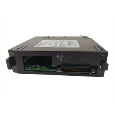 GE volts da C.A. de IC660EBD101 93 a 132 volts Célsio dos graus de 5 a 95 por cento -40 a 100 500 do bloco para obstruir o isolamento