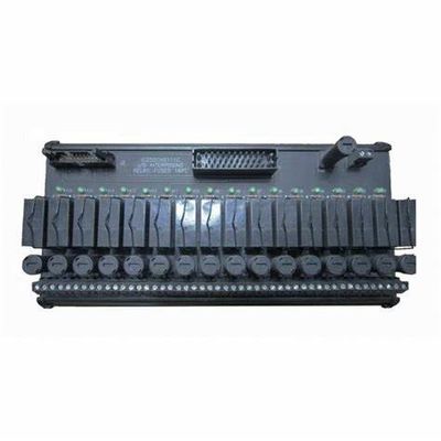 A base principal do terminal do I/O de GE IC200CHS111 24 volts de C.C. e 0,5 32 do ponto 50 ampères de terminais do caixa-estilo