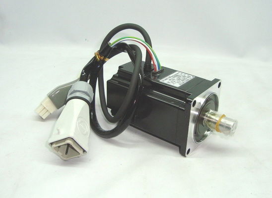 Servo motor industrial 100W 200V da C.A. de Yaskawa do servo motor de SGMPH-01AAE4CD Japão