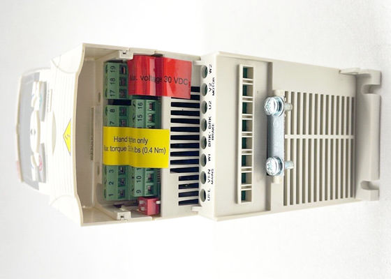 ACS355-03U-05A6-4+J400 3AUA0000078249 Máquinas Conversor de Frequência AC
