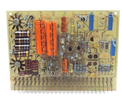 FANUC General Electric POWER AMPLIFIER CARD IC3600APAB1 quatro pequenos transistores circulares