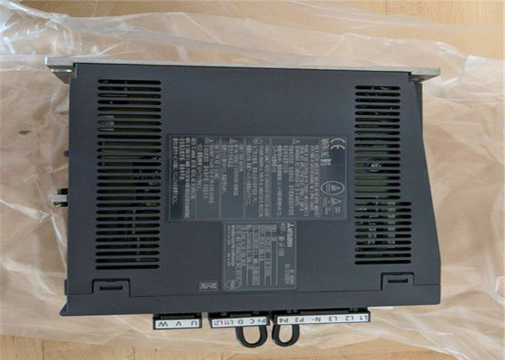 MR-J4-100A Mitsubishi Servo Amplificador Elétrico AC 3 Fase AC170 V
