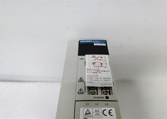 Mitsubishi Electric SERVO Amplificador MR-J2S-40A-S133T010 Industrial 400W AC Drive 0-360HZ