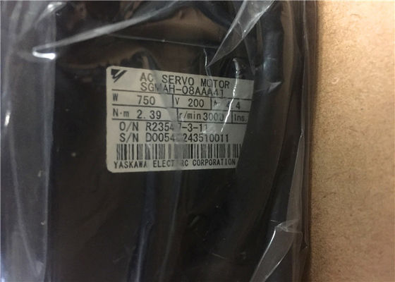 Yaskawa AC Industrial Servo SGMAH-08AAA41 750W 200Volt 3000RPM Novo original