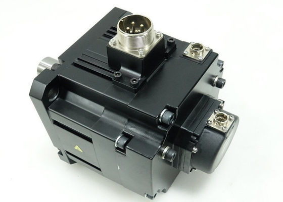 Mitsubishi 2kW 400V AC Servomotor HF-SP202B com freio NOVO em estoque