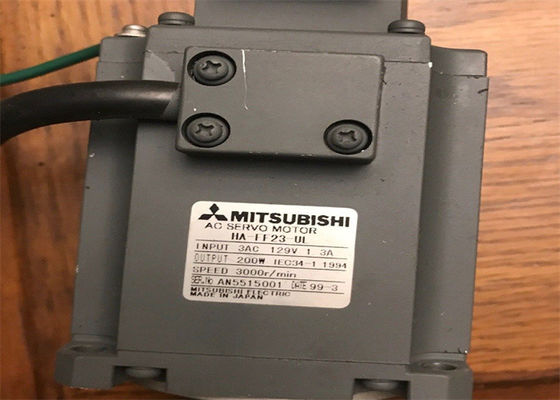 Mitsubishi NOVO 200W AC SERVO MOTOR HA-FF23-UL 3AC 129V 1.3A 3000 rpm