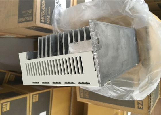 2kW Mitsubishi Servo amplificador MR-J2S-200CL 3 fases programáveis motores industriais 200V