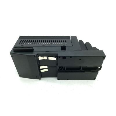 GE IC200ALG264 é um módulo de entrada de corrente analógica de 15 pontos 5 VDC do backplane do PLC