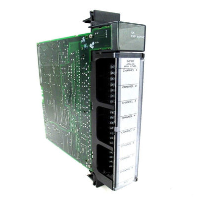 GE IC200MDL742 Modulo de saída de lógica positiva Versamax de 24 volts DC que tem 16 saídas discretas em 2 grupos