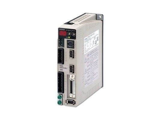 OMRON R88D-KN15H-ML2 Chassis Mount 1.5 kW 240V 9.4A Carga sevo AC 200 ~ 240VAC