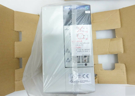 MITSUBISHI Melservo Amplificador MR-J2S-200B-EG 2kW DC SERVO MOTOR Drive DC283-326V Entrada
