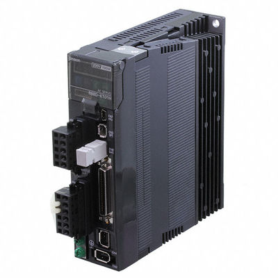 OMRON R88D-KT15H Servo AC 200 ~ 230VAC Fornecimento 9.4A 230V Load SERVO DRIVER 1,5 kW