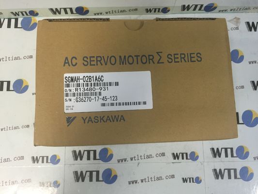 Yaskawa AC Servomotor Industrial SGMAH-02B1A6C 200W 200V NOVO