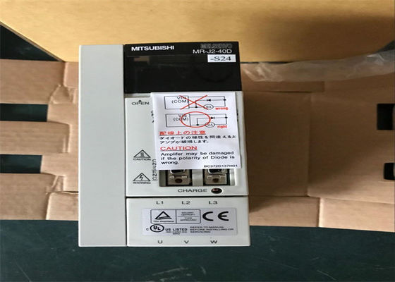 Mitsubishi Electric Industrial 400W 3Fase AC Servo Amplificador MR-J2-40D-S24