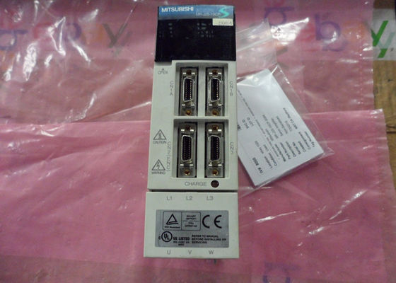 MITSUBISHI Servo Controlador Serial MR-J2S-10CP-S084 3 Fase Servo Motor Industrial
