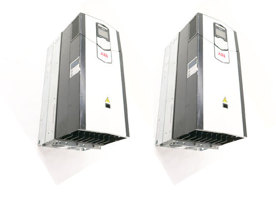 ACS880-01-084A-7 3AUA0000115105 75kW 84A Inversor de frequência Novo