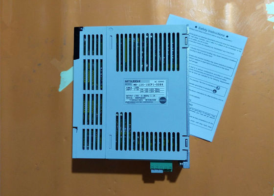 Novo Mitsubishi AC SERVO DRIVER MR-J2S-10CP1-S084 100W 200V Amplificador Industrial Novo