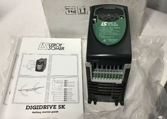 0.75KW Drive Commander SKA1200075 200...240V AC Técnicas de controlo de fase única Inverter