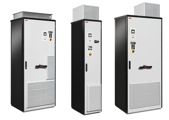 ACS880-07-0820A-3 3AUA0000138147 Gabinete de conversão de frequência construído com unidade única