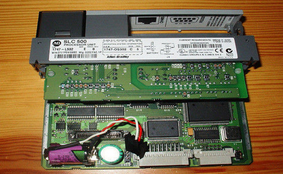 1747-L532 AB Allen Bradley Controlador de Lógica de Processos Ser E SLC500 Módulo I O Digital