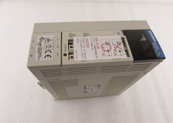 Japão MITSUBISHI Electric 750W AC Servo Amplificador MR-J2S-70CL Industrial Servo Drive Novo