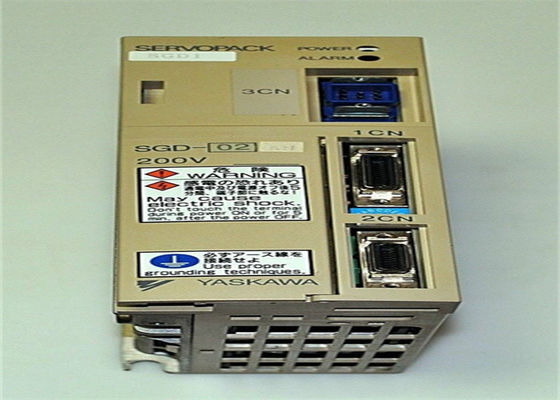 SGD-02AN Yaskawa Servo Drives 1 ano de garantia novo na caixa original