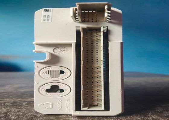 ABB DI810 3BSE008508R1 INTRAÇÃO DIGITAL 24V 16 CH ISOLADA em DOIS GRUPOS DE 8 CANAIS.
