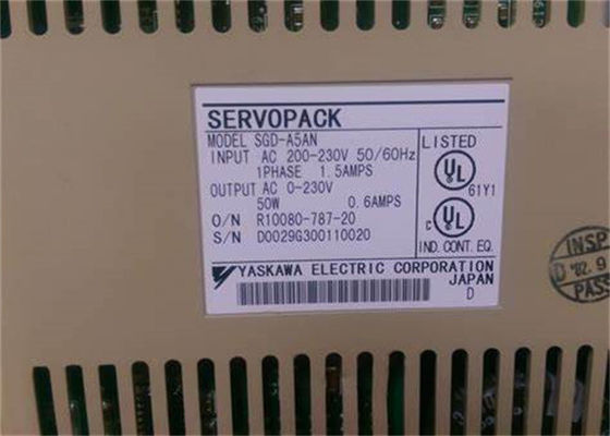 Servo Industrial Yaskawa marca SGD-A5AN nova caixa original