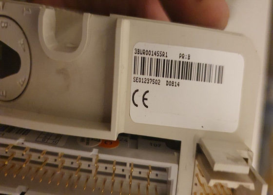 ABB DO814 3BUR001455R1 Modulo de saída digital de 24 V de 16 canais para integração contínua