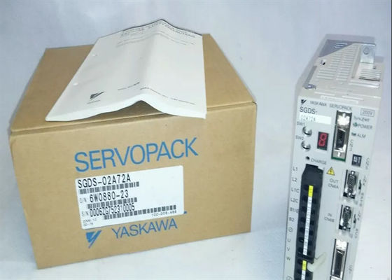 Yaskawa SGDS-02A72A 200-230V Voltage Servo Drives Novos no original