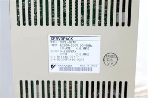 Novos servos industriais da Yaskawa SGDL-02AP 230V em original